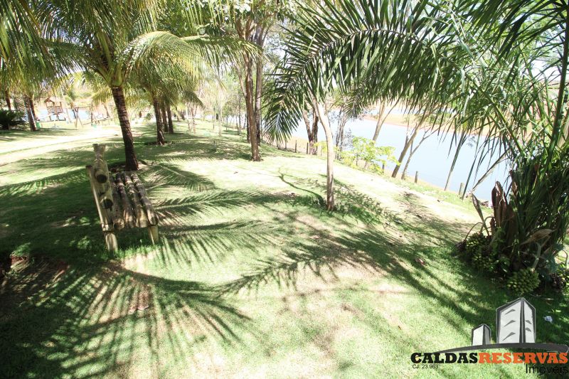 Foto PONTAL DO LAGO